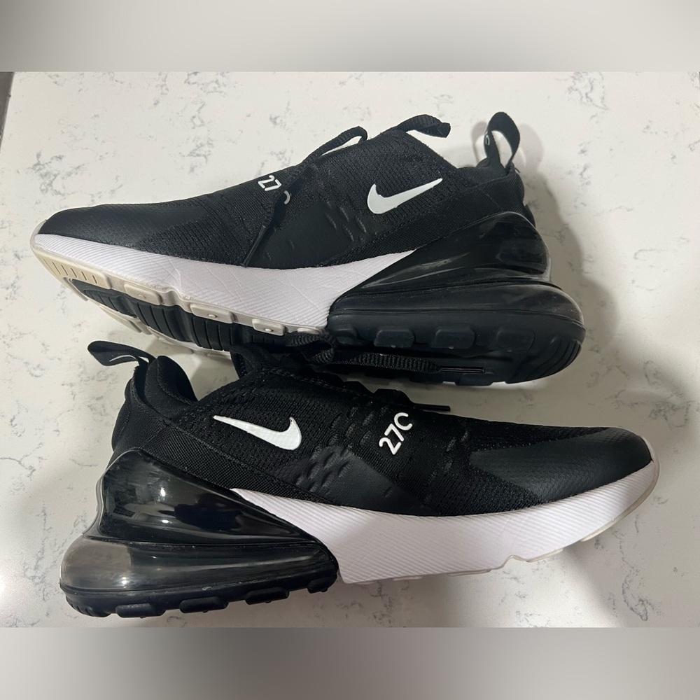 Nike Air Max 270 Black and White Women’s Sneakers - Picture 3 of 12